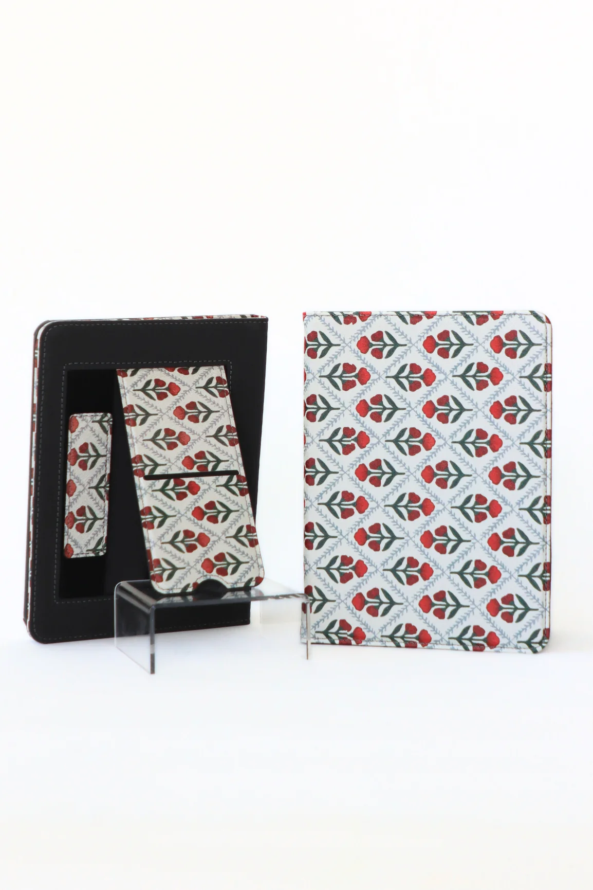 In Full Bloom Kindle Case - Image 2