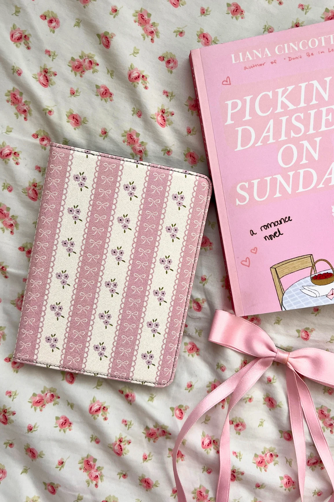 Blush Blossom Kindle Case - Image 5
