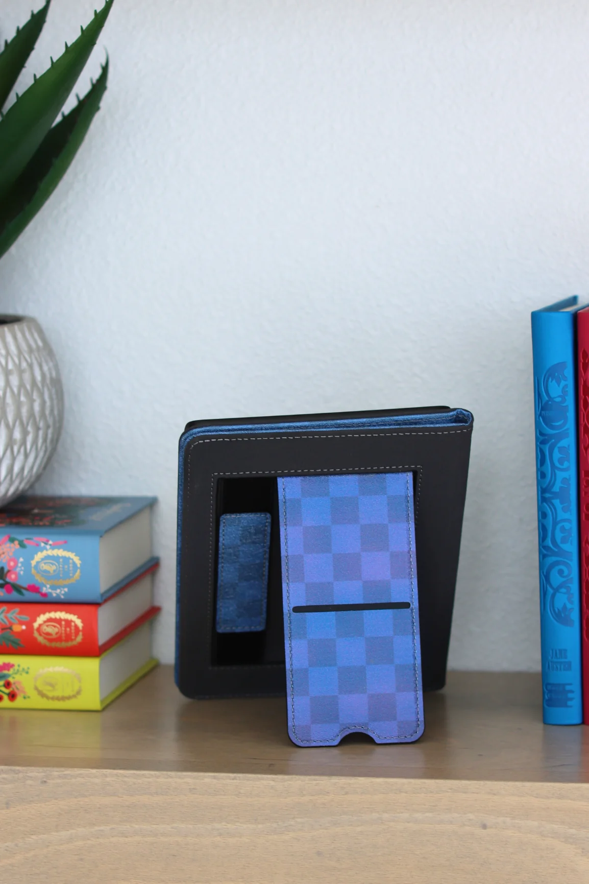 Check Yourself Kindle Case - Image 4