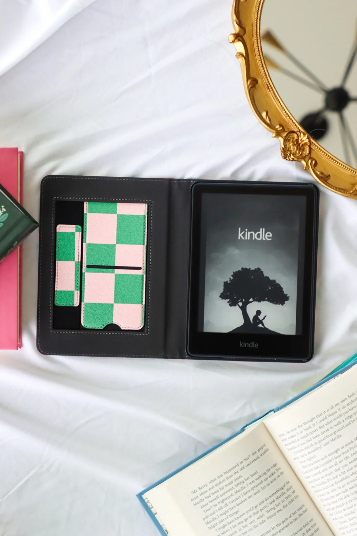 Love To Read Smut Kindle Case - Image 3