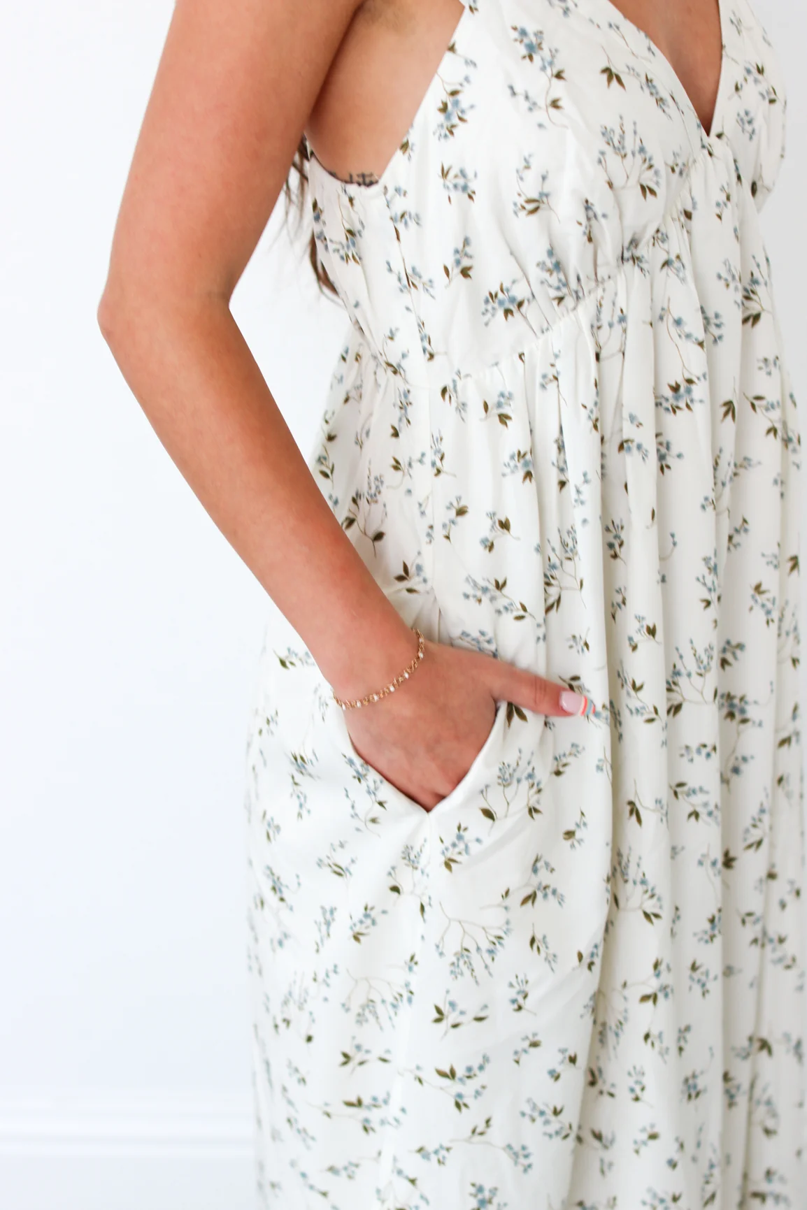 Luna Belle Dress - Image 4