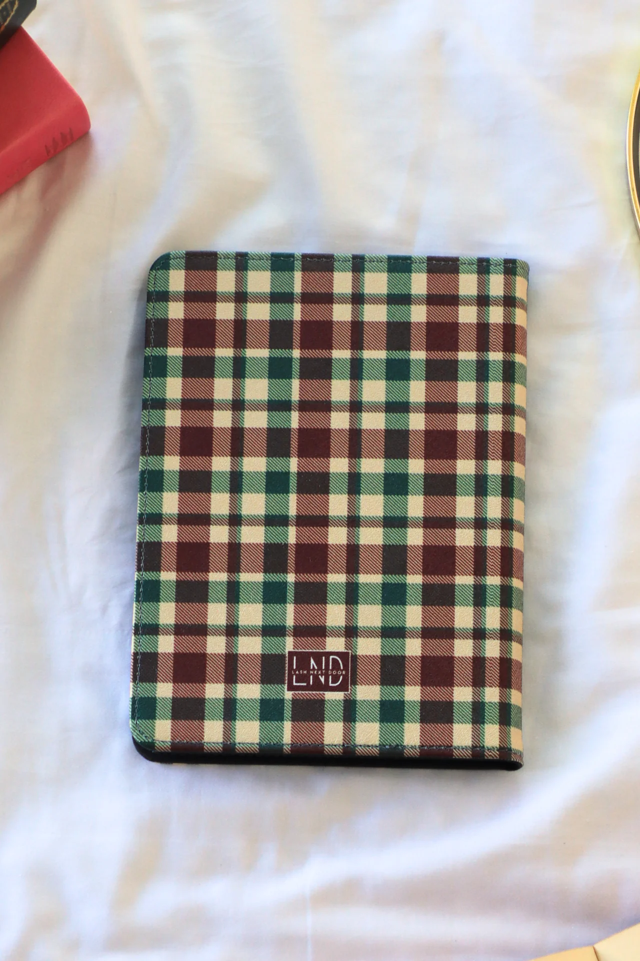 Plaid Tidings Kindle Case - Image 8