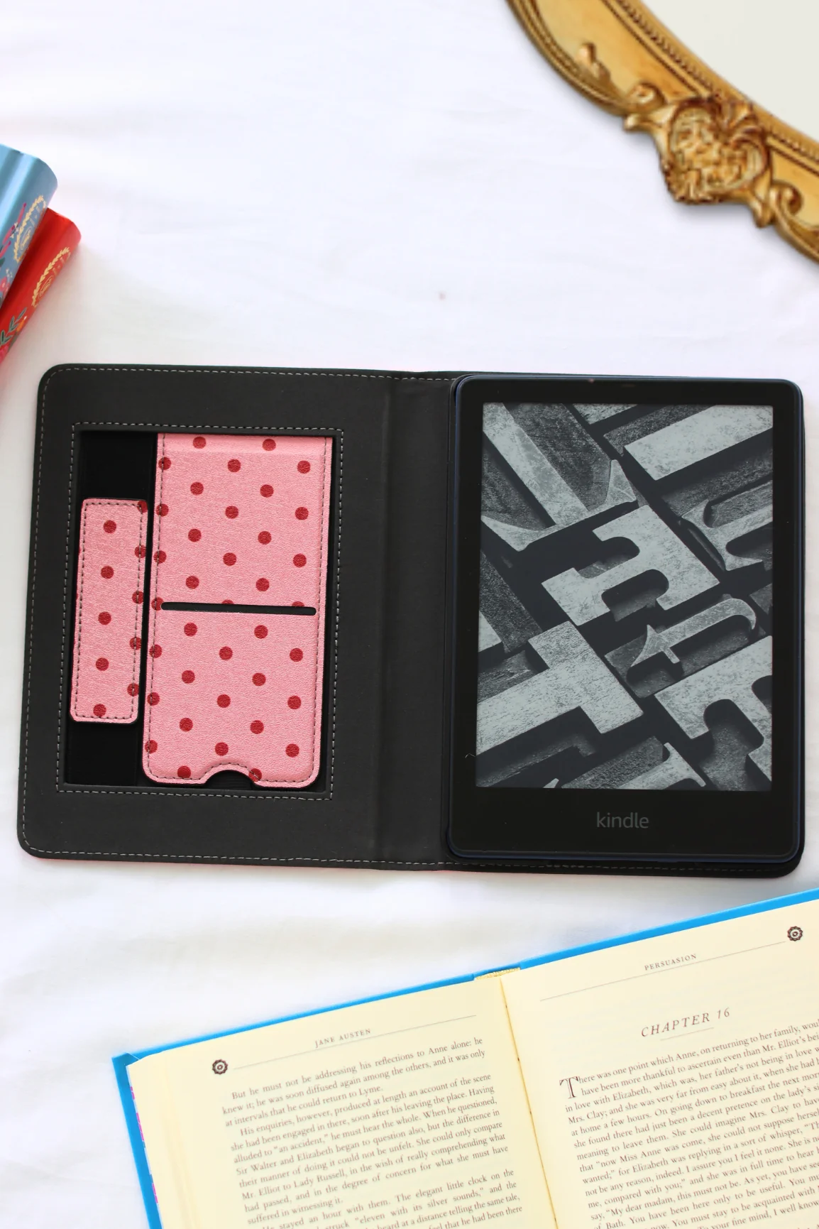 Pretty In Polka Kindle Case - Image 4
