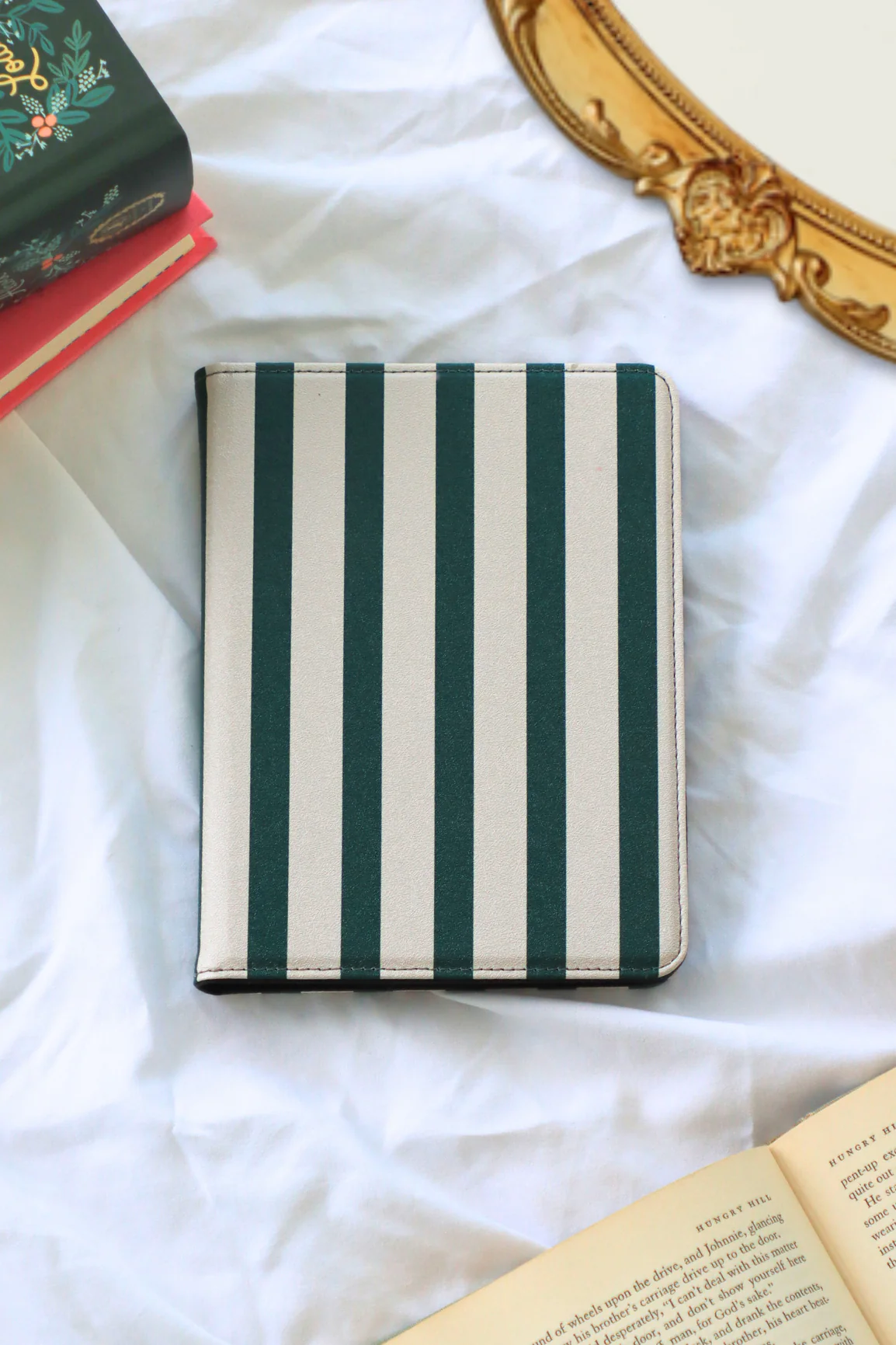 Promenade Kindle Case