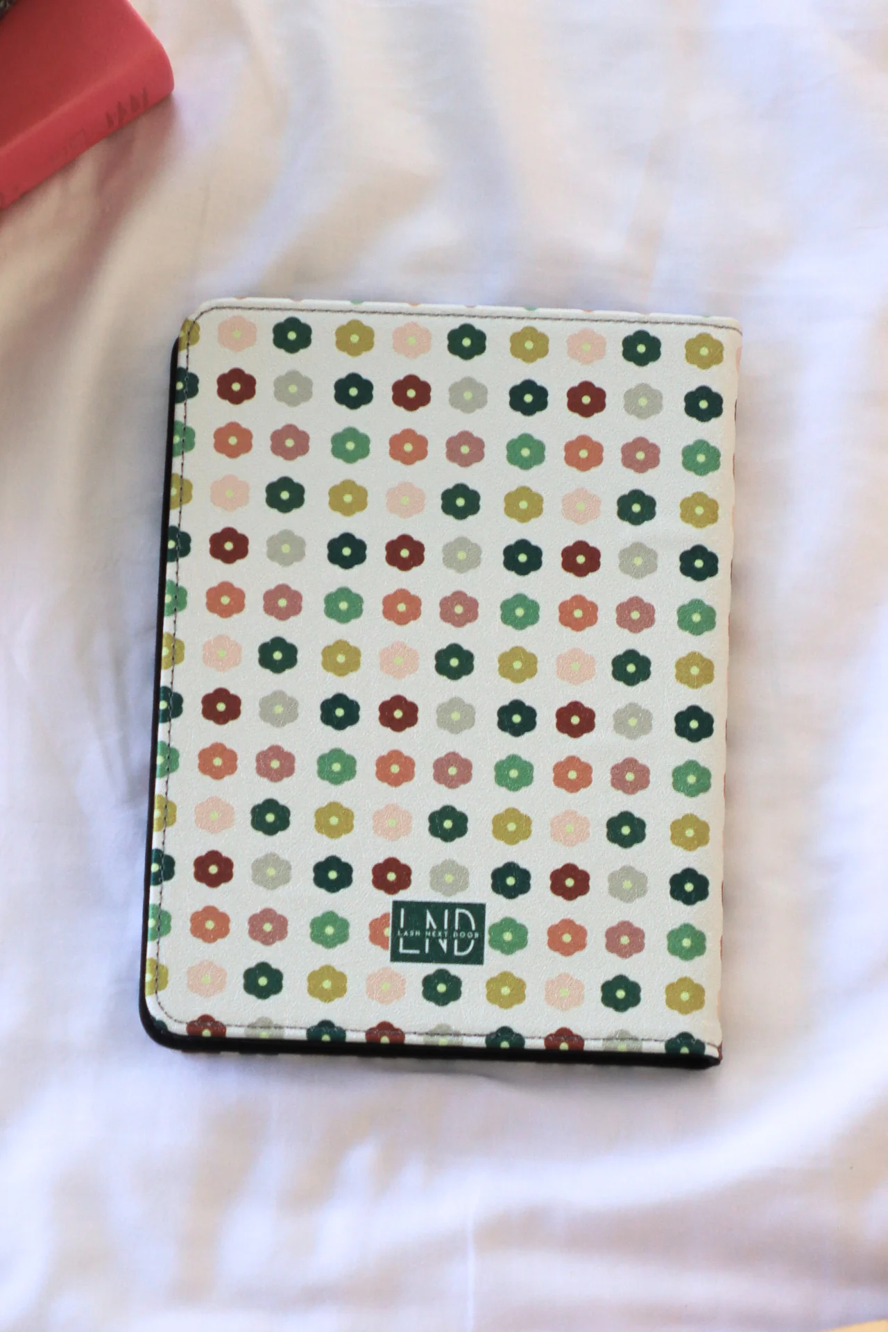 Retro Reads Kindle Case - Image 8