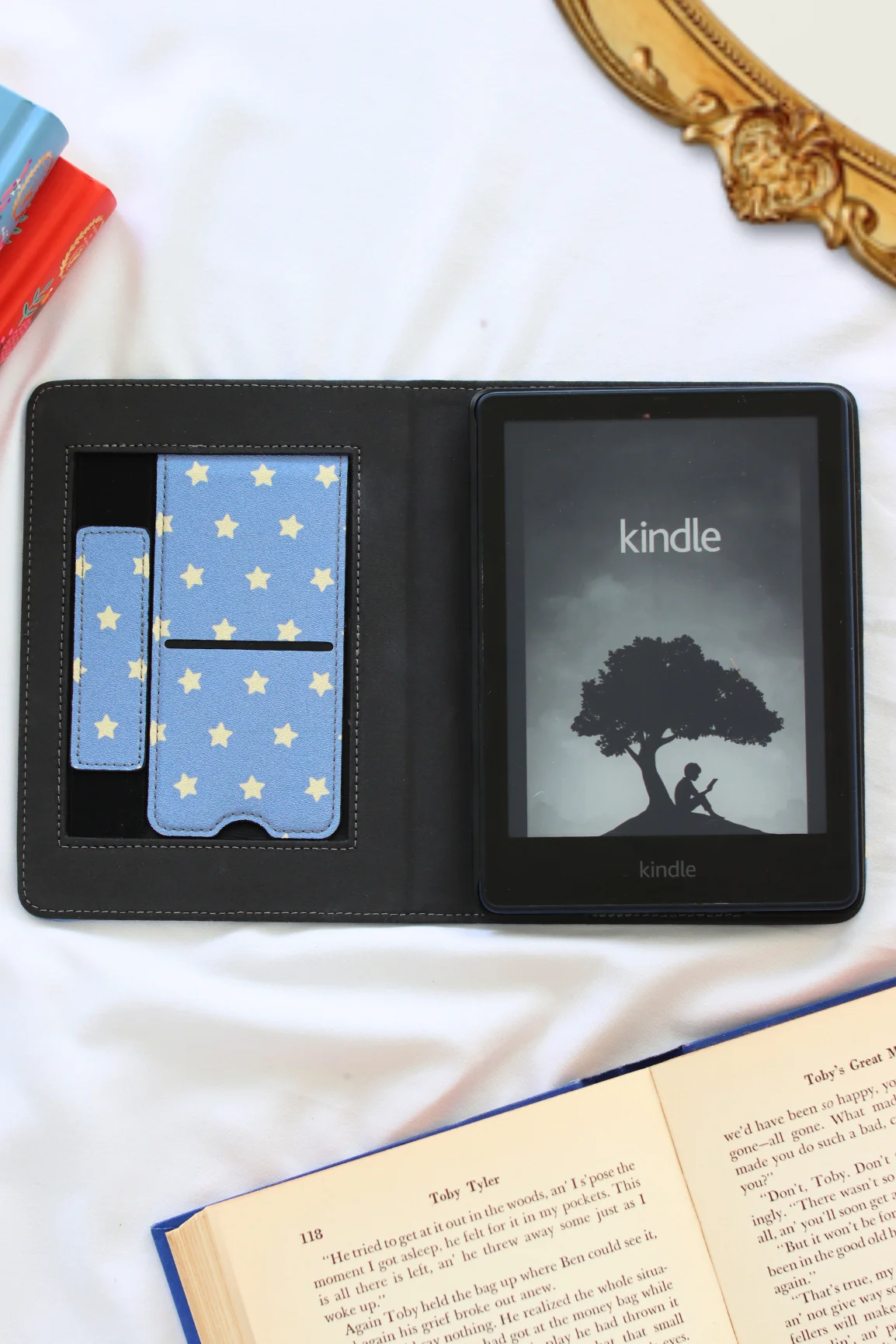 Twinkle Twinkle Kindle Case - Image 2