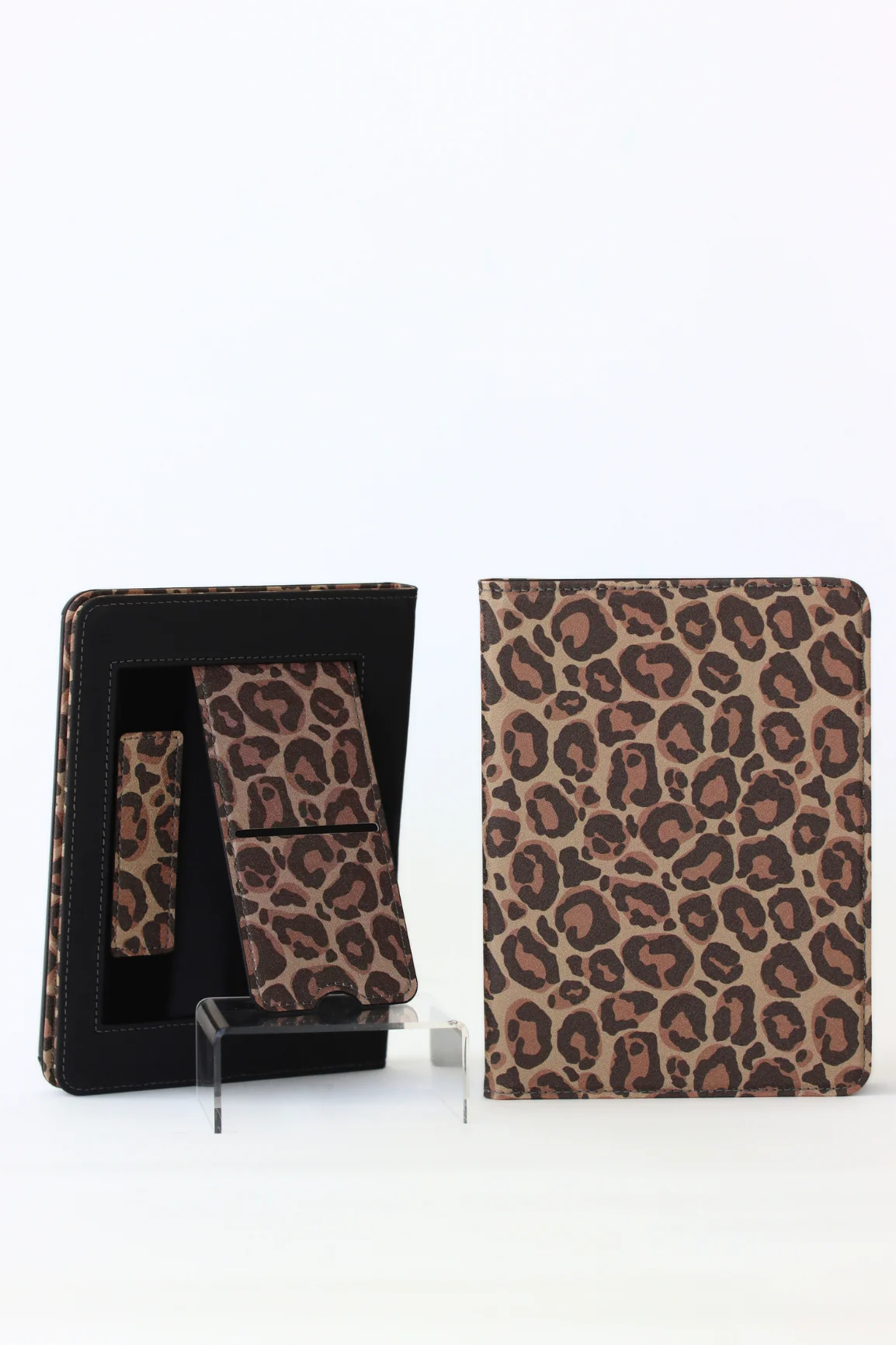 Untamed Kindle Case - Image 2