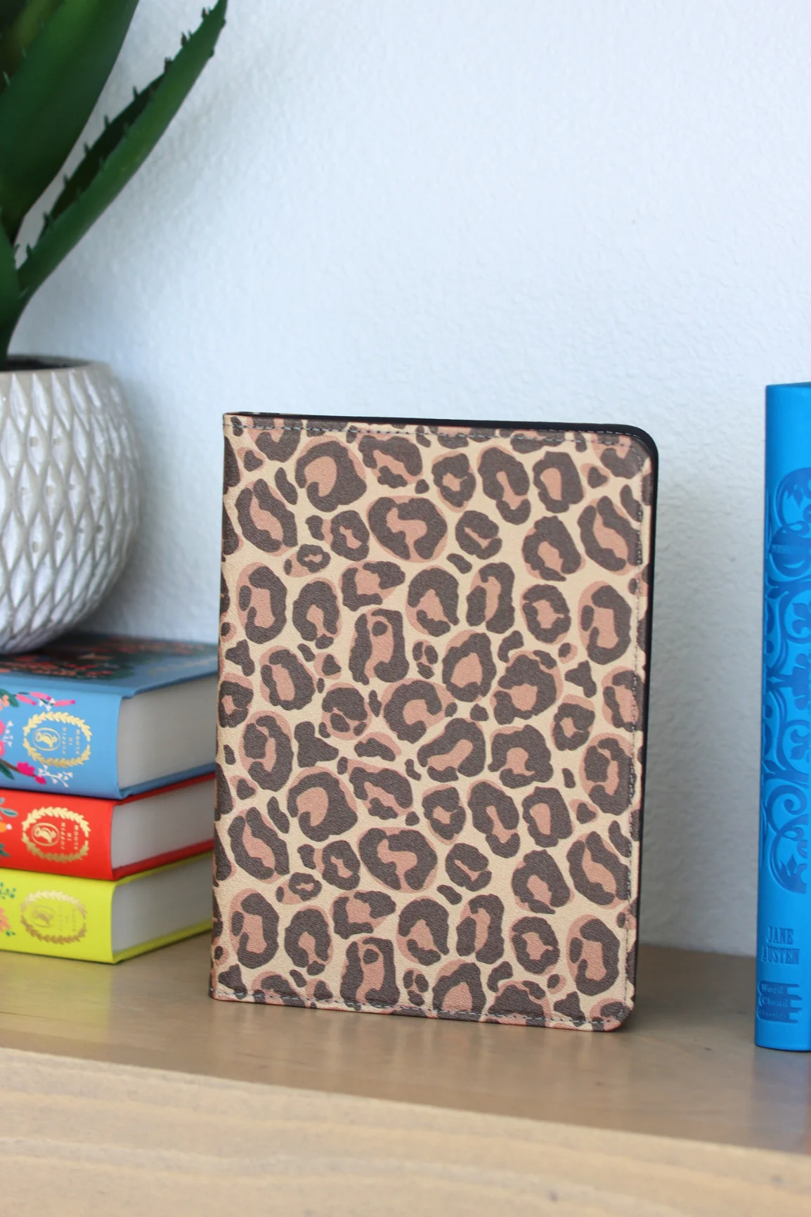 Untamed Kindle Case - Image 7